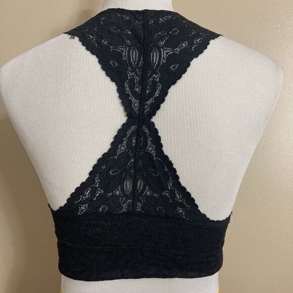 Intimately Free People Bralette Black Sheer Floral Lace Pull Over Sexy - Picture 10 of 12